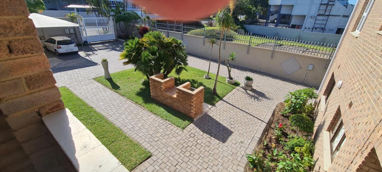 Апартаменты Aride 4 Awesome View Of Uvongo Main Swimming Beach From Communal Braai Area Маргит Экстерьер фото